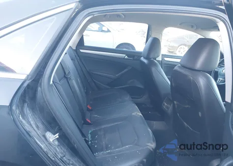 2015 Volkswagen Passat 1.8T Limited Edition from USA, damaged, VIN 1VWAS7A31FC101729